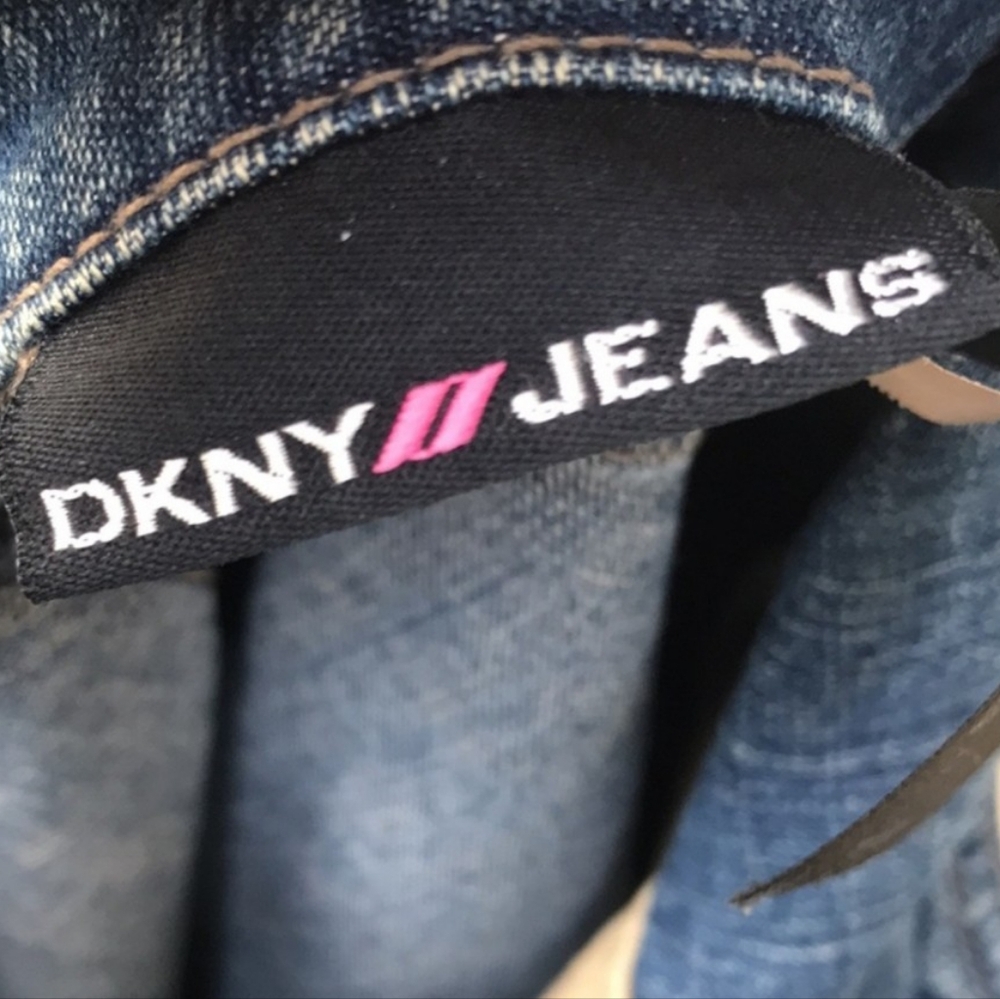 👗 DKNY Blue Denim Dress 👗 - Picture 4 of 9